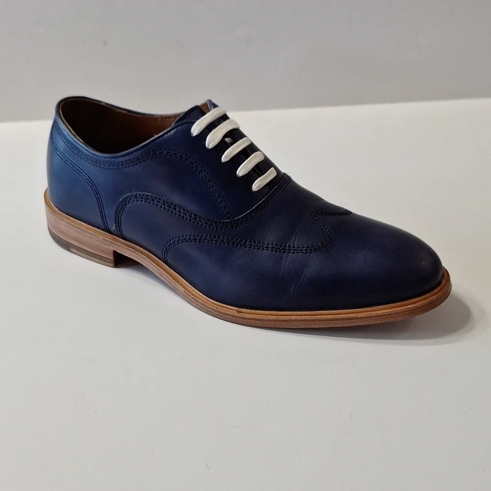 Johnston & Murphy Navy Blue Full Grain Leather Preppy Wingtip Oxfords Size 8